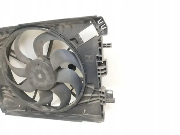 Dacia Lüftergehäuse OEM 214818009R - Gebraucht image 3