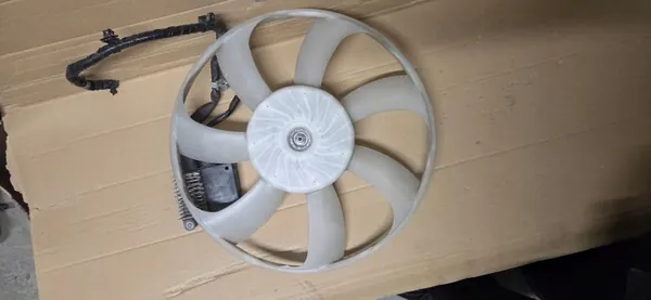 Mazda CX-3 Motorventilator OEM 268000-7081 image 3