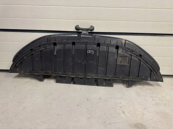 Cobertura inferior para-choques dianteiro Jaguar XJ X351 OEM AW9317626 image 2