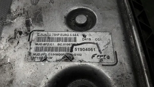 Unité de contrôle moteur Fiat OE 51904061 image 2