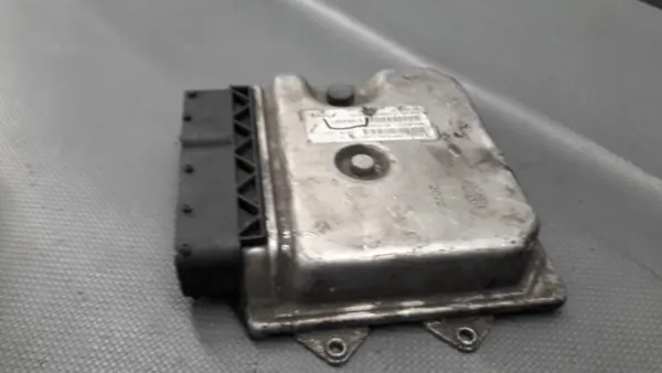 Unité de contrôle moteur Fiat OE 51904061 image 5