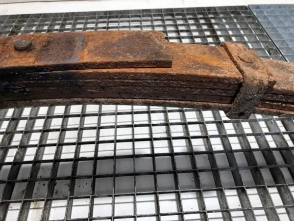 Vänster bakbladfjäder OEM LORK-714-1000016476 image 5