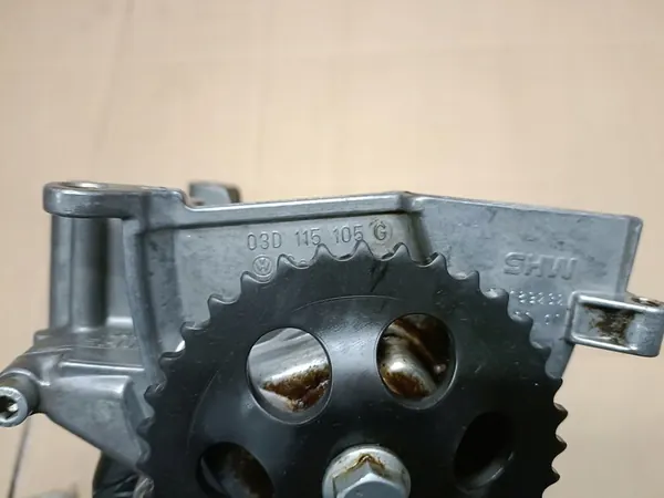 VW 1.2 6V Olja Pump image 2