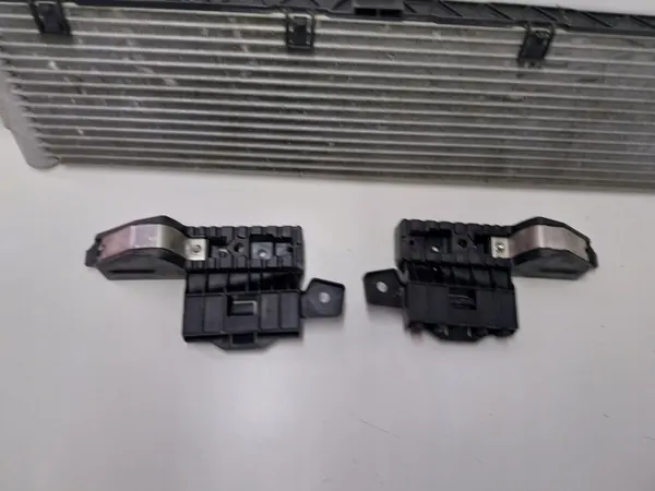 Begagnad motoroljekylare OEM 8666121 för BMW image 4