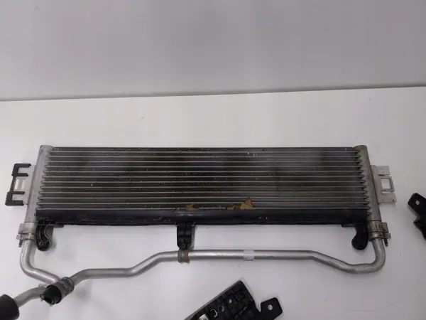 Begagnad motoroljekylare OEM 8666121 för BMW image 7