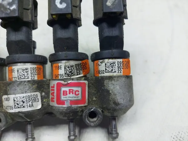 Einspritzschiene OEM 67R010185 für Audi A4 B5 image 9