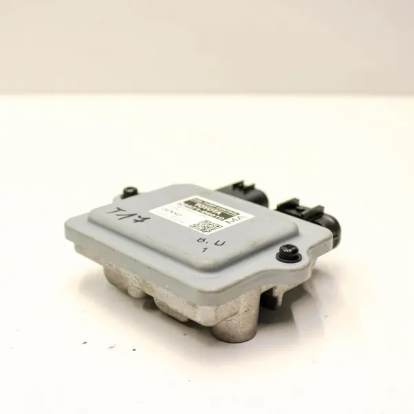 Module de pompe à carburant Toyota OEM 89571-06010 image 3
