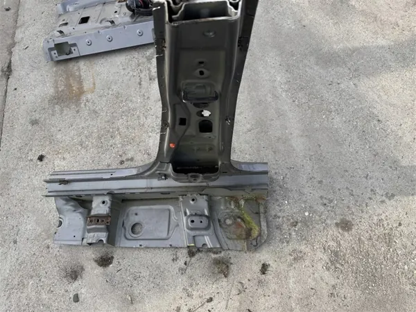 Türsäule Rechts OEM Mercedes CLA W118 18-23 image 5