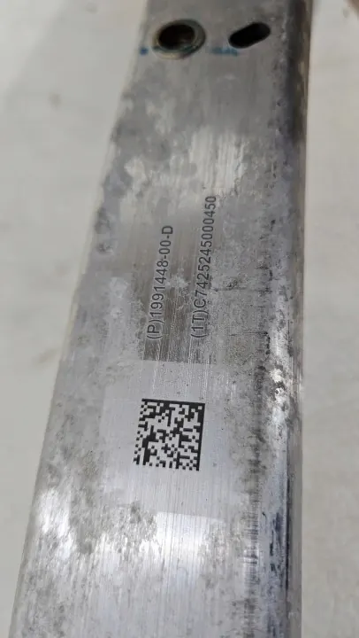 Tesla Model Y framstötfångarförstärkning OEM 1991448-00-D image 7