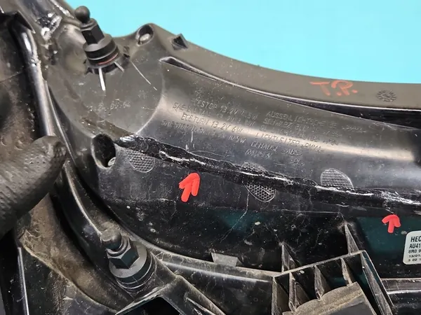 Luz LED trasera derecha Audi Q5 08- image 8