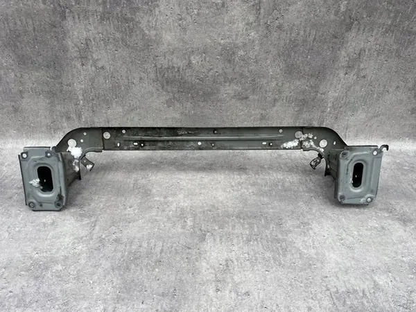 Etupuskuri Mitsubishi ASX 10- OEM 6400D185 image 3