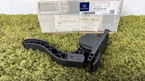 Gaspedaal Sensor Mercedes Vito W447 14- Sprinter W906 image 3