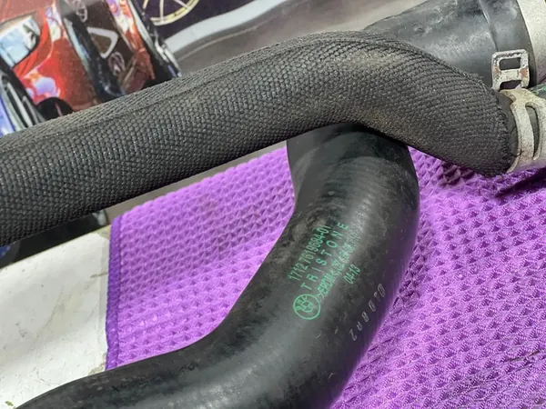 BMW 5 F07 F10 F11 Vesiputki 7619684 7619696 9226749 image 4