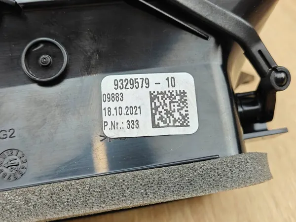 BMW G30 G31 LCI Mittelgitter OEM 9329579 - Gebraucht image 6