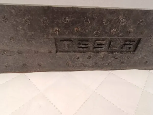 TESLA MODEL Y 20- Etupuskuri Imukykyvaahtoa 1487605-00-A image 4