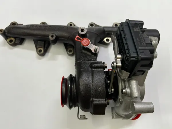 Turbo Mitsubishi OE usado OEM 144108640R A6220902300 image 2