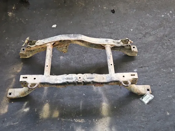 Rear Beam OEM IMPRK1531427 for Land Rover Freelander I image 4