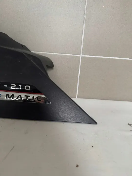 Cache de pilier de rétroviseur droit OEM 5802032583 Iveco image 3