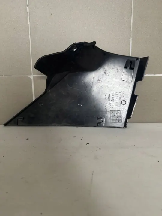 Cache de pilier de rétroviseur droit OEM 5802032583 Iveco image 4