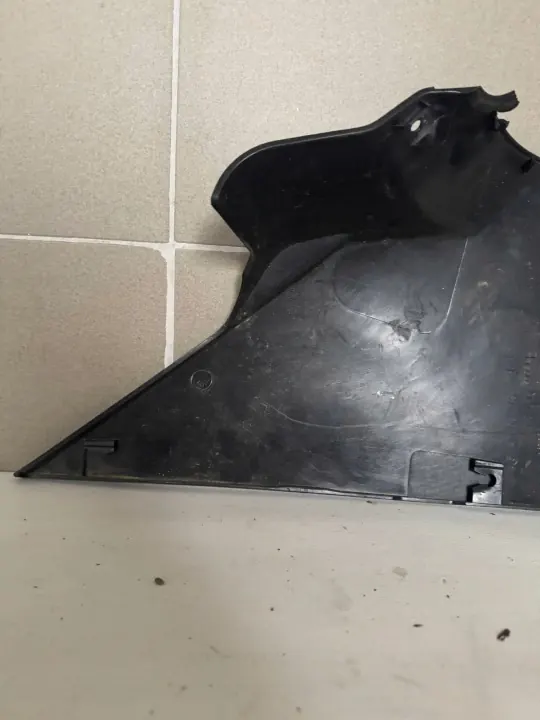 Cache de pilier de rétroviseur droit OEM 5802032583 Iveco image 5