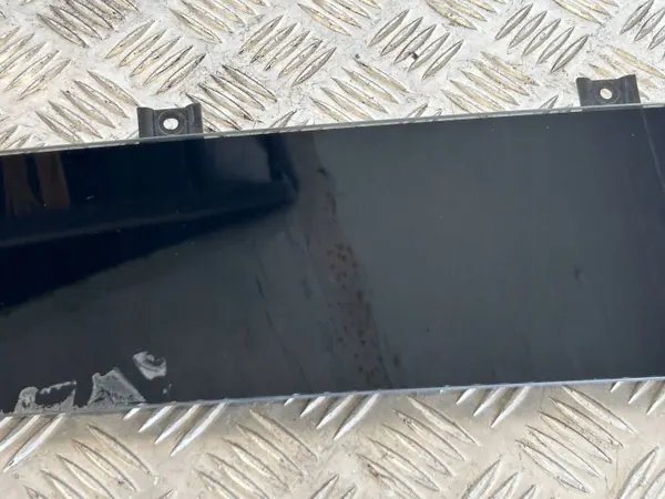 Garniture vitre arrière gauche Tesla Model X OEM 104135700C image 3