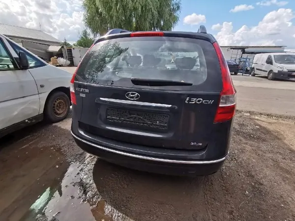 Alternador Hyundai i30 2010 1.6L OEM 373002a600 image 10