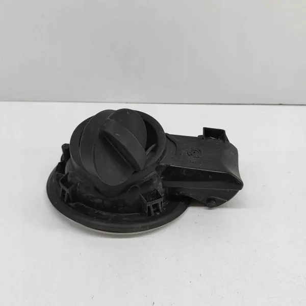 Polttoainesäiliön kansi OEM 32241462 Volvo XC90 II 2021 image 5