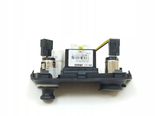 Toma AUX Hyundai i30 2011 2R500 image 4