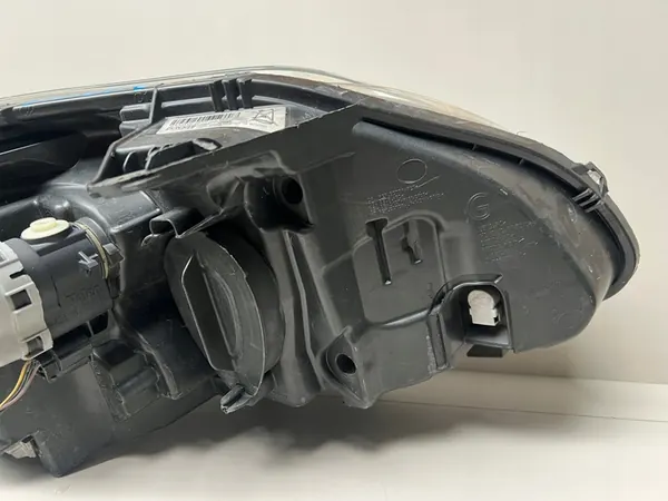 Vasen etuvalo Renault Laguna III Xenon 260600040R image 8