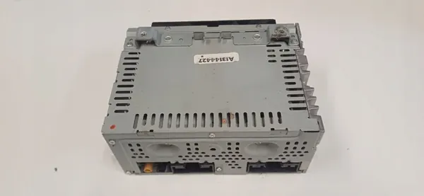 Phares Halogène Avant Droit OEM MR957362 image 6