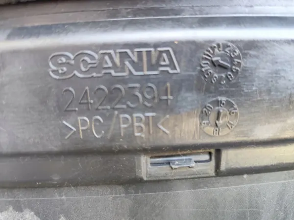 Scania Zijstap OEM 2422391 - Gebruikt image 3