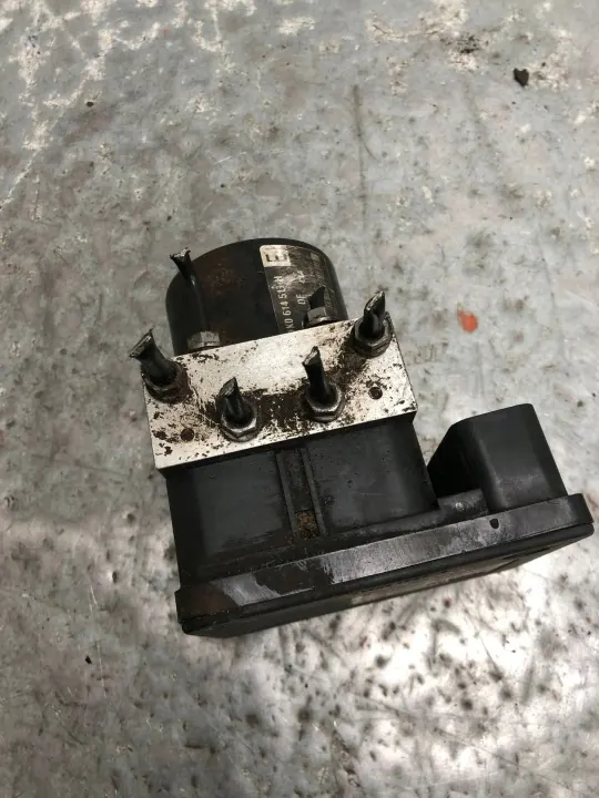 Pompe ABS OEM 1K0614517H pour VW Touran I image 3