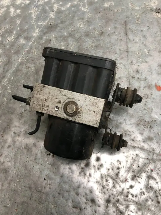 Pompe ABS OEM 1K0614517H pour VW Touran I image 4