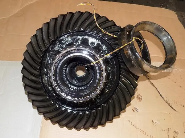 RENAULT MIDLINER M180 98r Différentiel 41/12 image 3