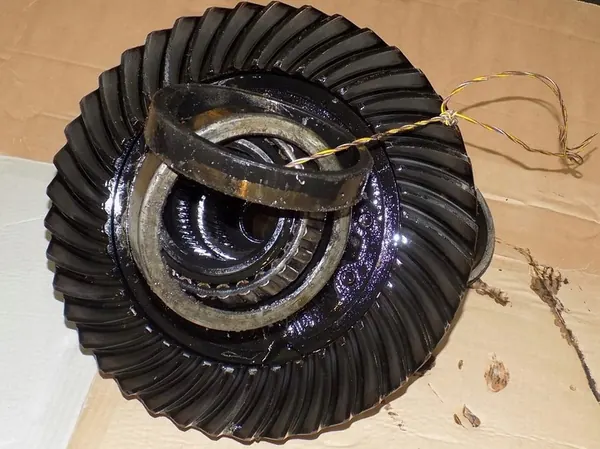 RENAULT MIDLINER M180 98r Différentiel 41/12 image 4