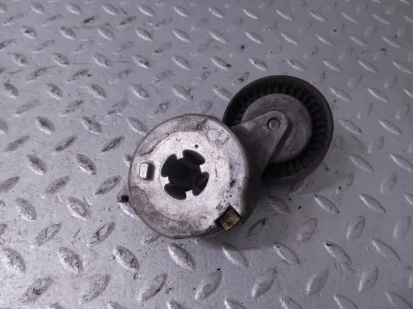 Riemspanner alternator OEM 06E903133T voor Audi A8 image 3