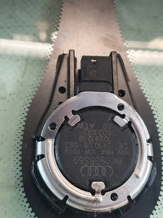 Frontscheibe + Sensor Audi A4 B8 Sedan 08r. OEM 2000000324722 image 5