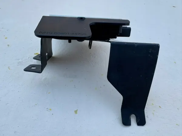 Capteur angle mort droit OEM 95820-D7700 image 3