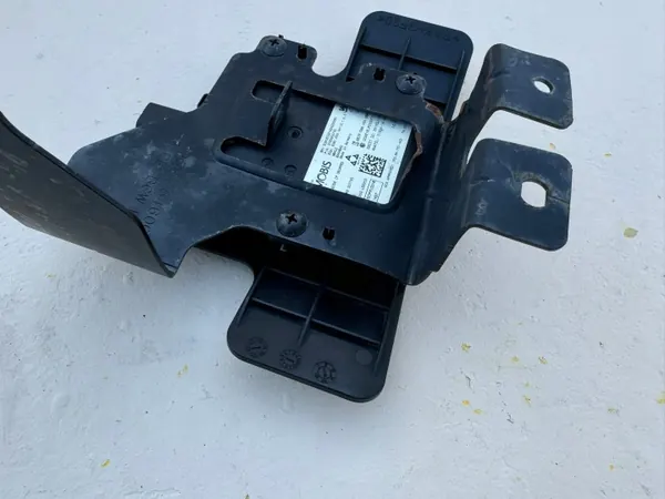 Capteur angle mort droit OEM 95820-D7700 image 6