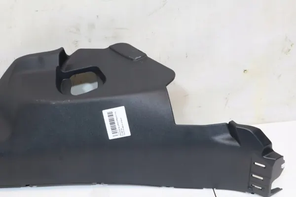 Oikea takapilarin suojus Toyota BZ4X 218hv OEM 62555-42100 image 4