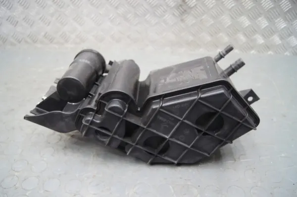 Maserati Levante SQ4 3.0 Carbon Filter 6700332870 image 2