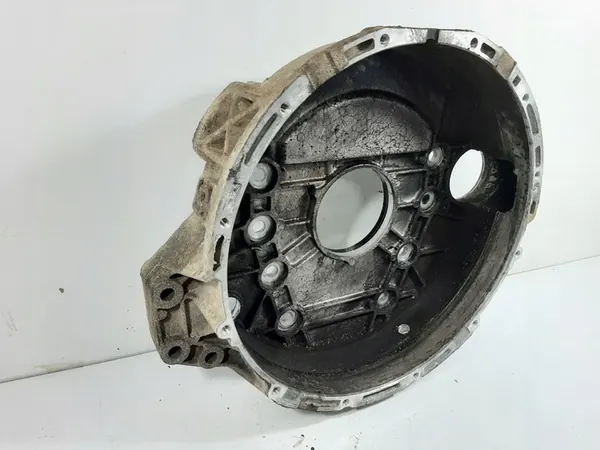 Couvercle d'embrayage RENAULT MIDLUM DCI 2006 image 7