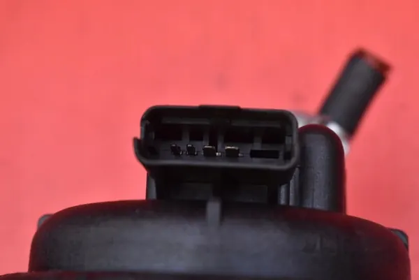 Carcaça do Filtro de Combustível Chevrolet Captiva 2.0 VCDI 13204107 image 5