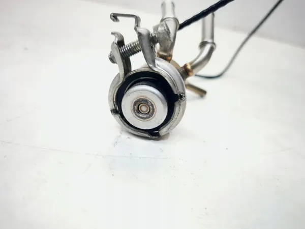 AdBlue-suutin OEM 05L131113H Audi A4 B9 A5 A6 image 4