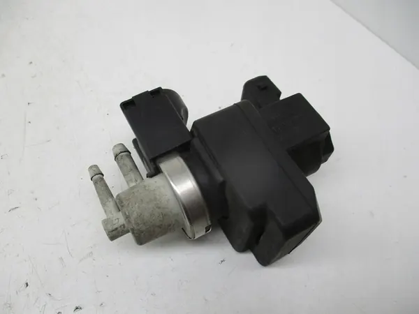 Válvula de vácuo Renault Megane Scenic DCI 8200412085 image 3