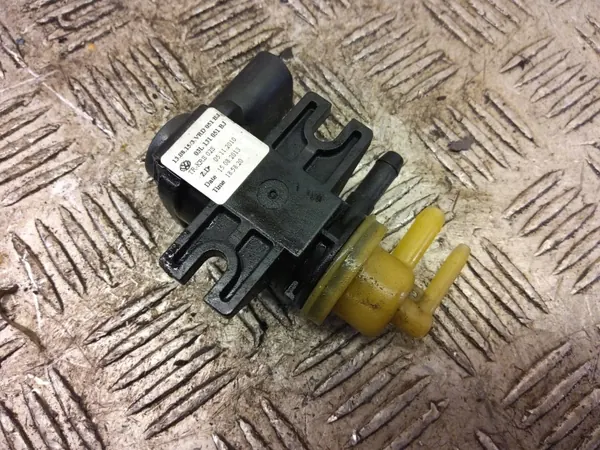 Válvula de vacío OEM 1K0906627B para Skoda Rapid image 4