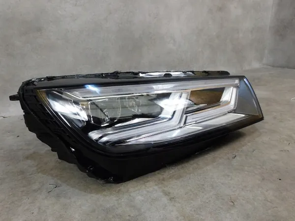 AUDI Q5 80A Lámpara Matrix Derecha image 4