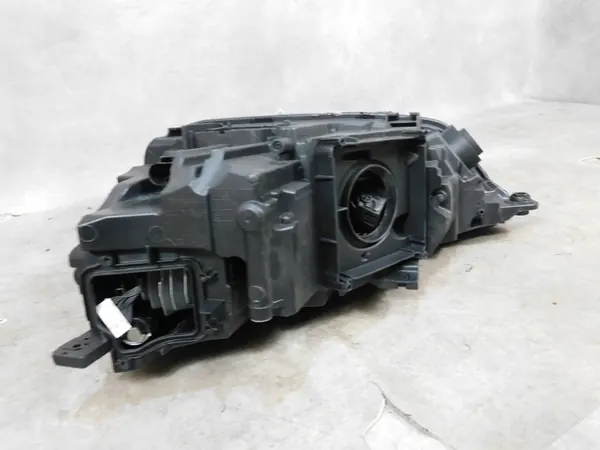 AUDI Q5 80A Lámpara Matrix Derecha image 8