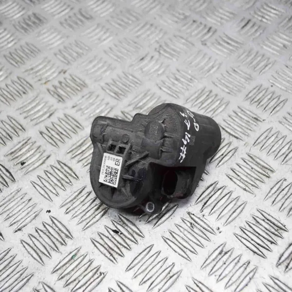Höger bak handbromsmotor OEM 5Q0615406 Skoda Karoq image 3