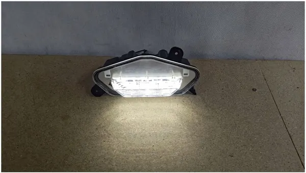 Kia Sportage V LED achteruitrijlamp OEM 924A3-R2000 image 2